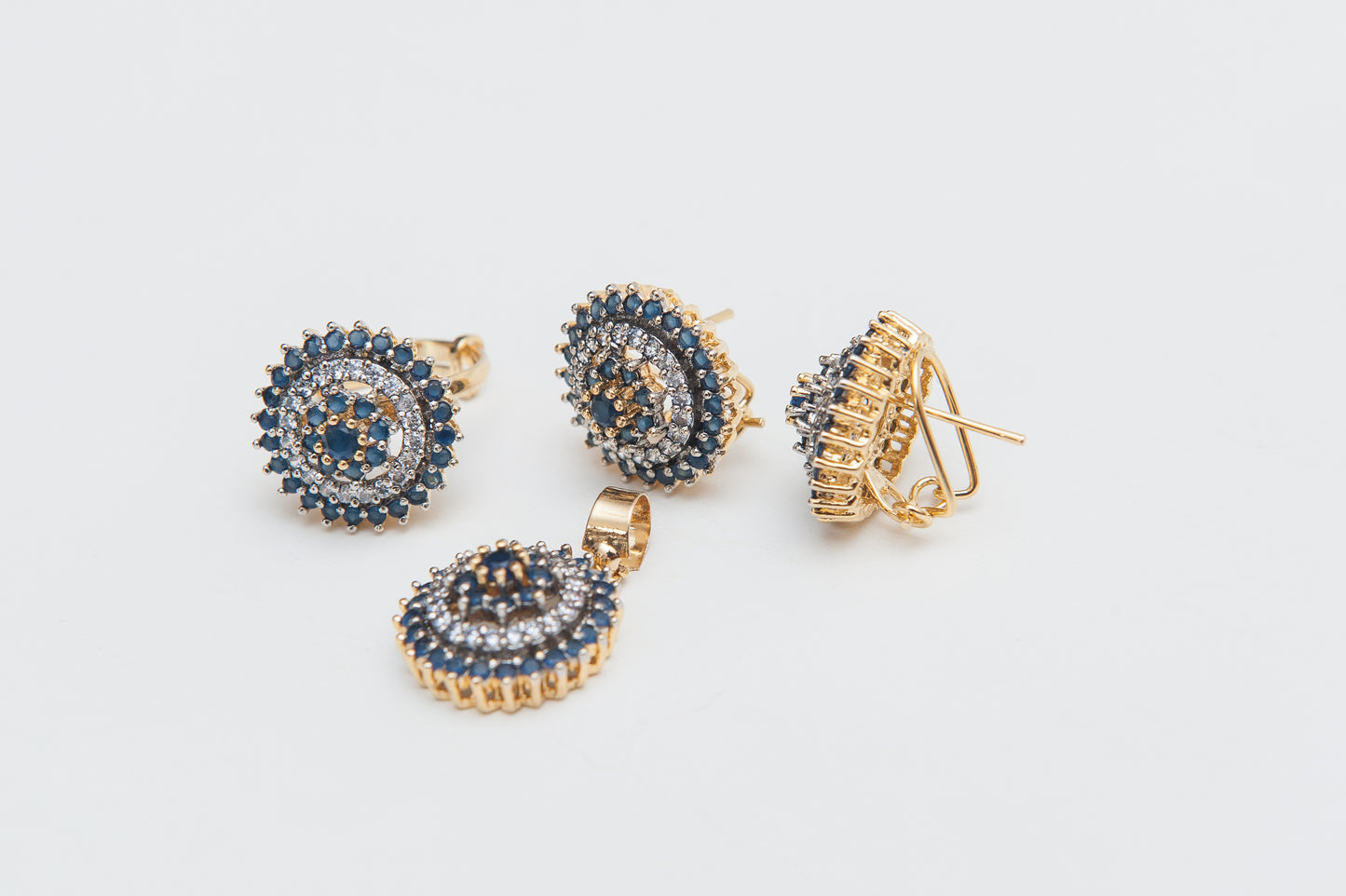 Azure Gleam Locket Set-Gold Plated