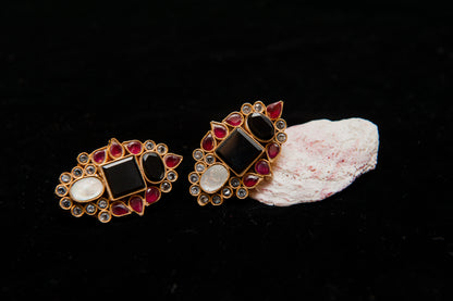 Noir Bloom Earrings-Kundan