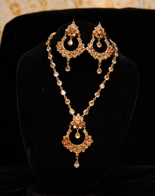 Teardrop Harmony Set-Kundan