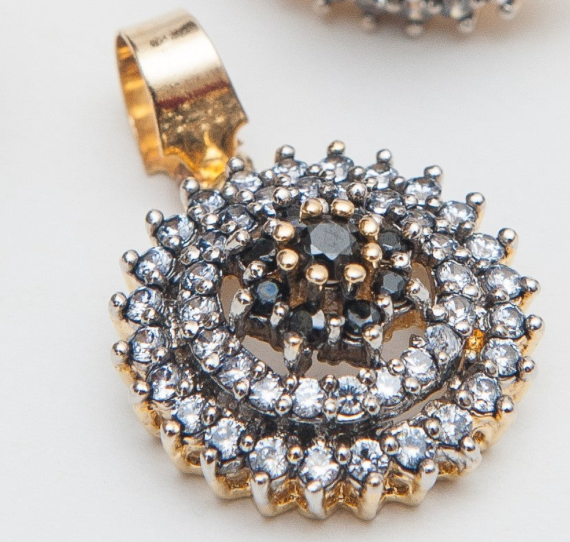 Noir Bloom Locket Set -Gold Plated
