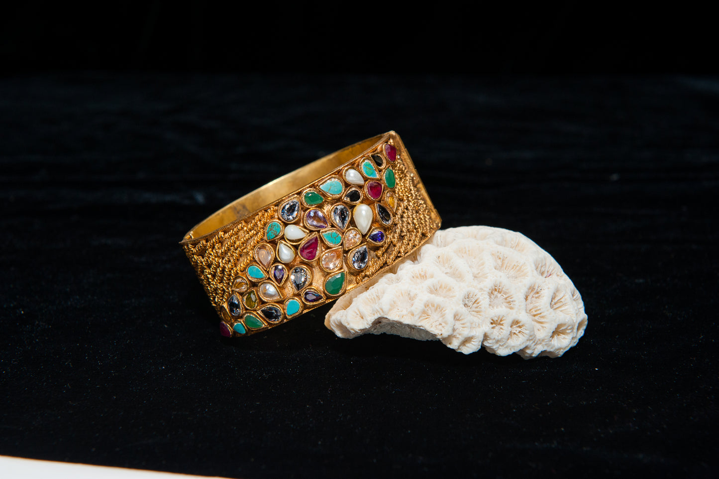 Garden of Gems-Kundan Bangle
