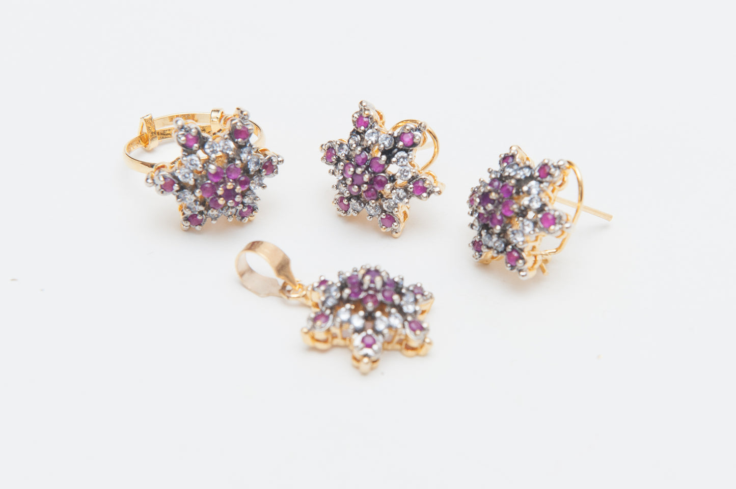 Lavanya Locket Set-Gold Plated