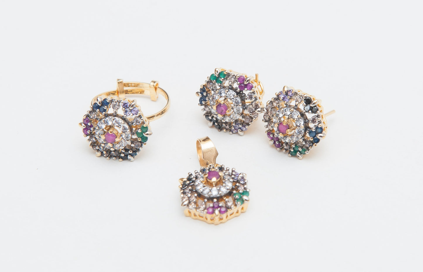 Radiant Bloom Locket Set-Gol Plated