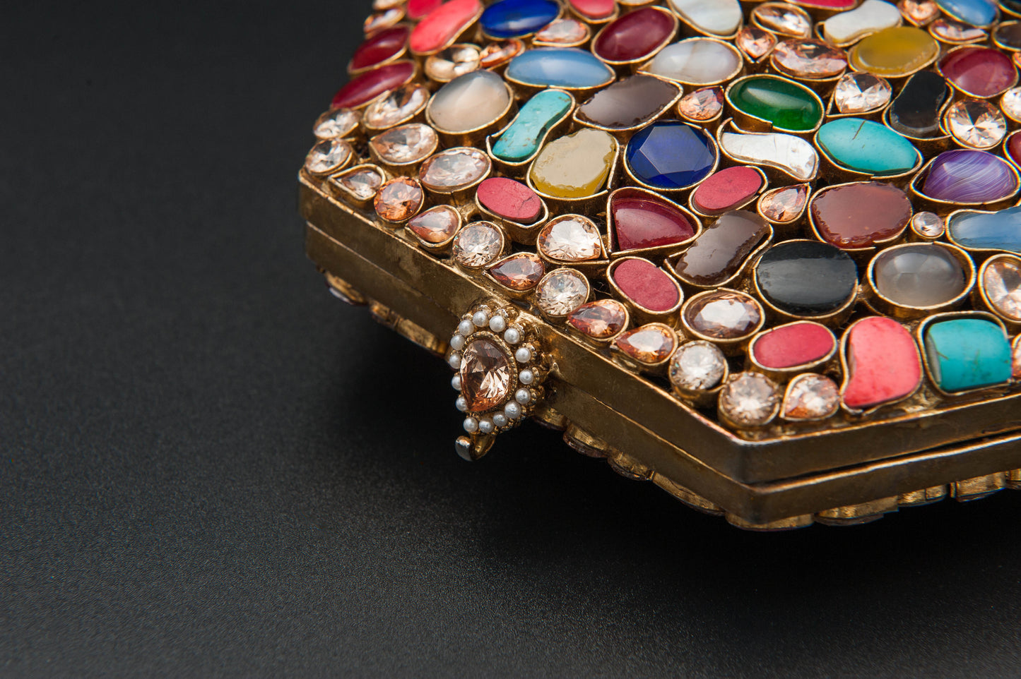 Prism Crush Clutch