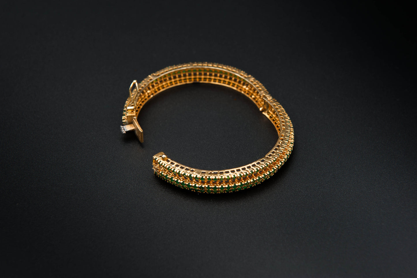 Emerald Veil Bangle — 925 Sterling Silver, 24K Gold Plated