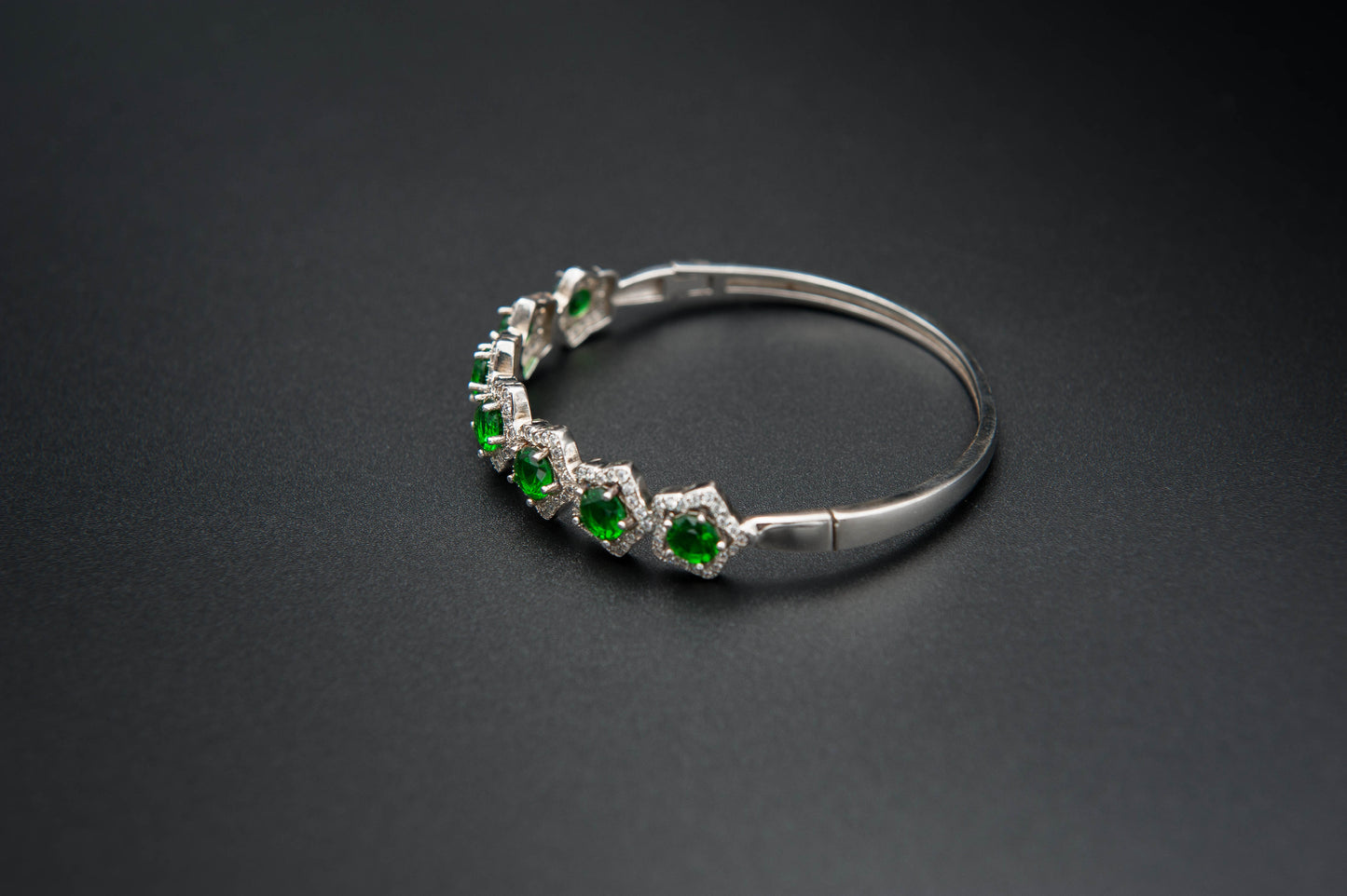 Emerald Frost Bracelet — 925 Sterling Silver, Rhodium Finish