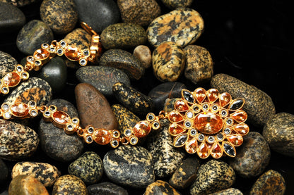 Amber Crown Mattha Patti-Kundan