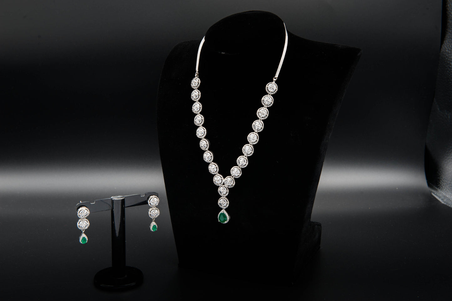 Emerald Halo Grace-1K Silver Set