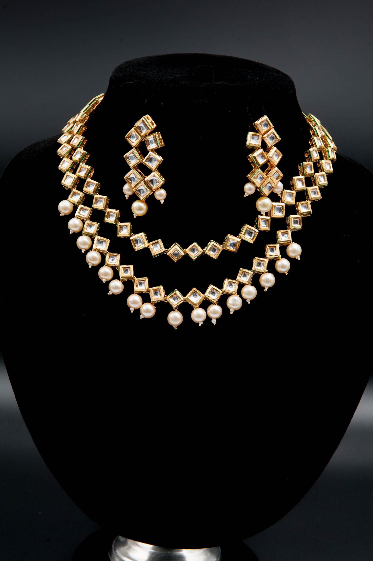 Zigzag Grace-Kundan Set