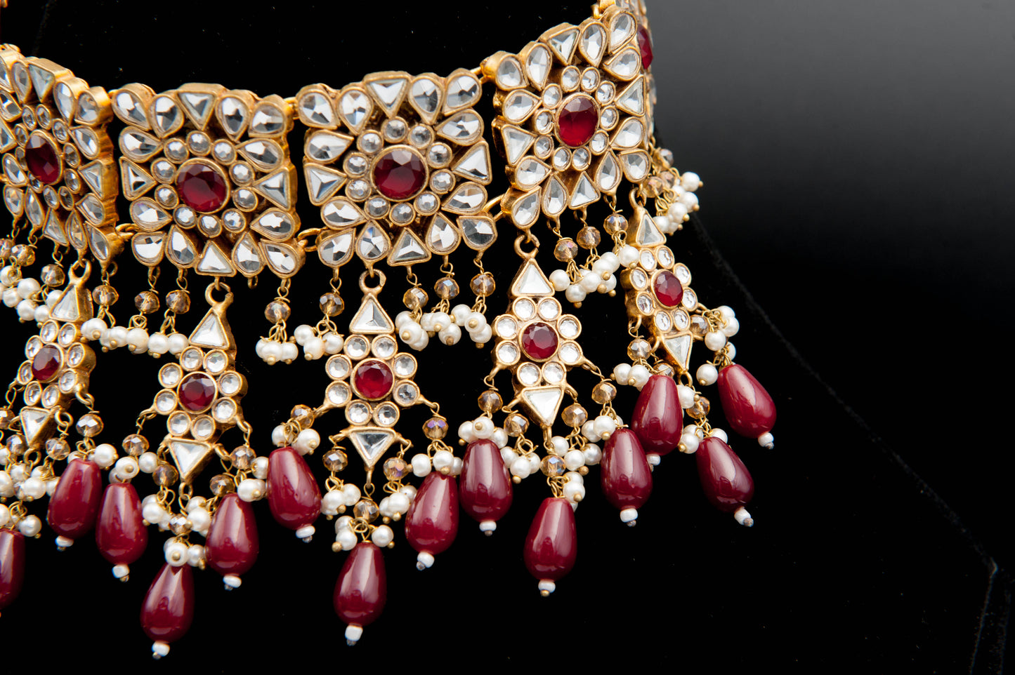 Regal Crimson Heirloom-Kundan Set