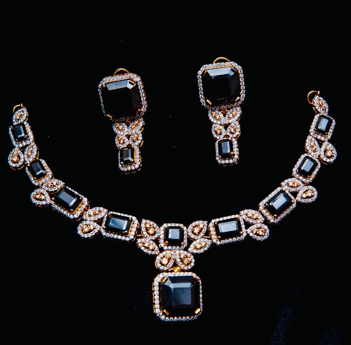 Gold-Plated Black Party Set with Rhodium Polish