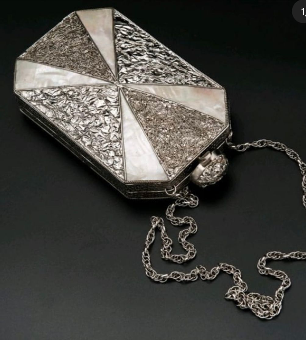 Handmade Pearl Designer Clutch – Silver Polish